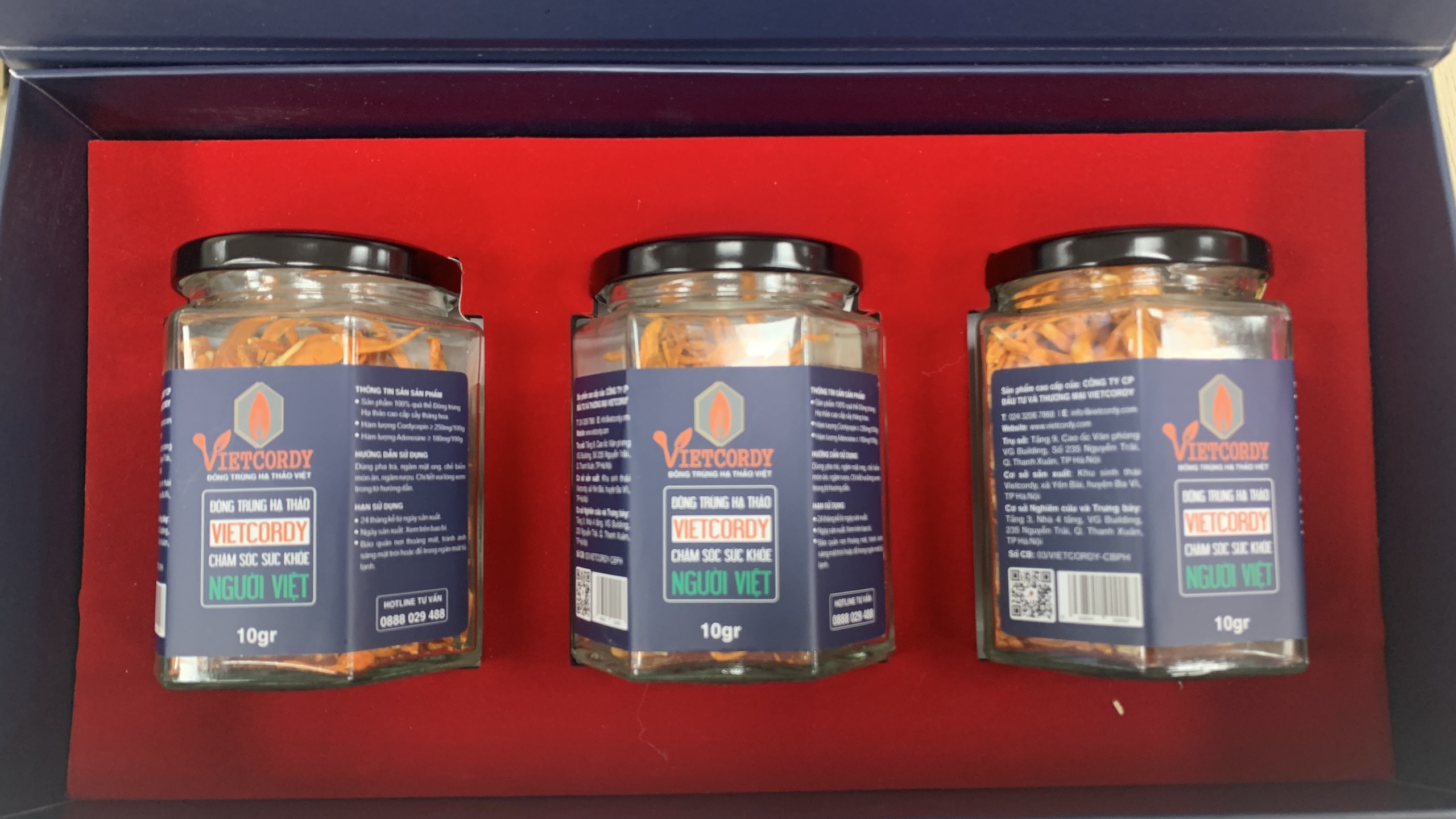 SET HỘP QUÀ ĐÔNG TRÙNG HẠ THẢO (3 HŨ * 10GR)