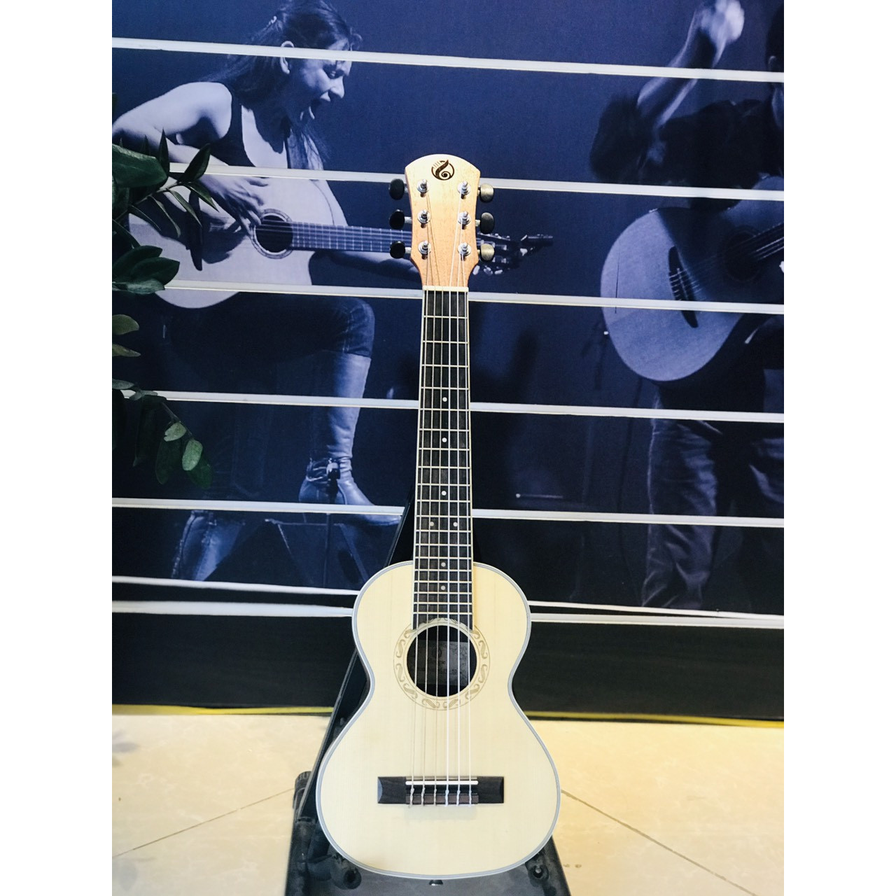 Đàn guitarlele giá rẻ(màu ngẫu nhiên)