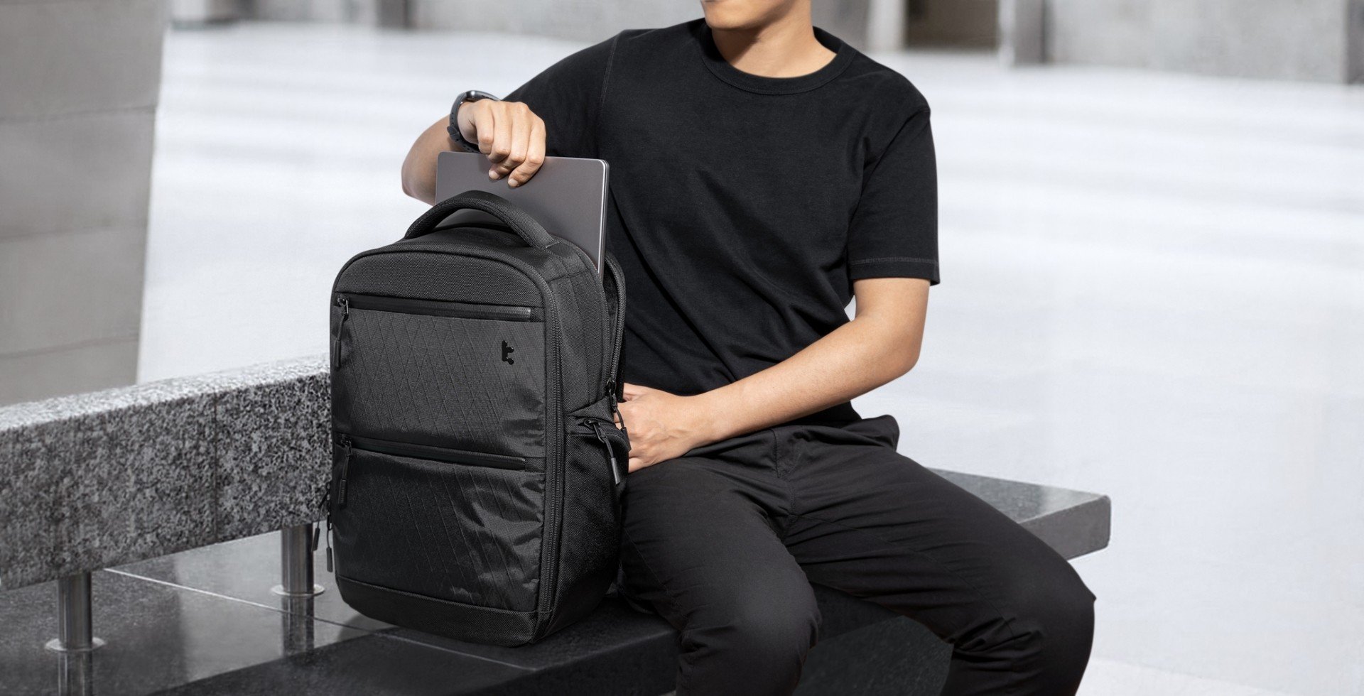 Balo Tomtoc H73E1D1 X-PAC Techpack for Ultrabook 13"14"15"16" Black