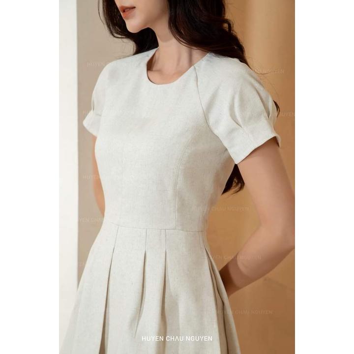 Đầm Robusta Dress Chất Linen Màu Muối tiêu Dáng xòe A ngắn cổ tròn HUYEN CHAU NGUYEN C1SDA033BE