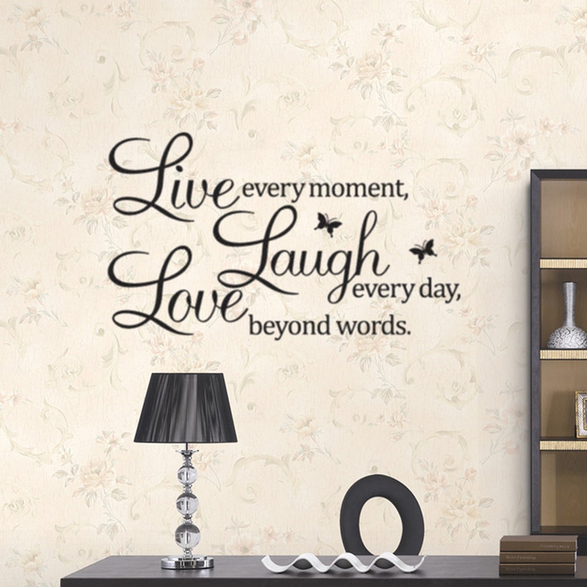 Decal dán tường chữ LOVE - LAUGH - LIVE Ý NGHĨA