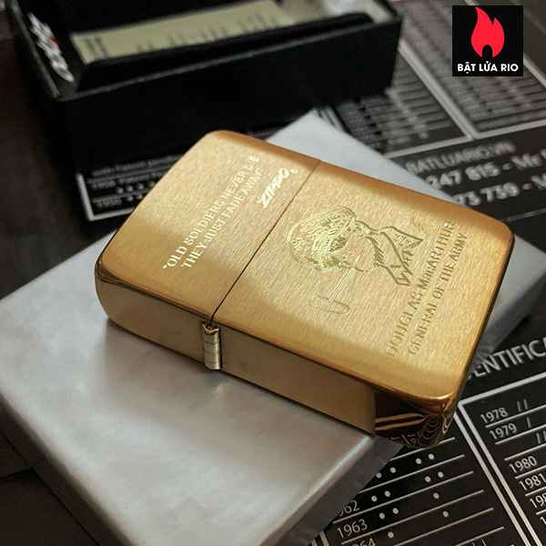 Bật Lửa Zippo Replica Brass 1941B Khắc Tướng Macarthur – Zippo 1941B.Macarthur