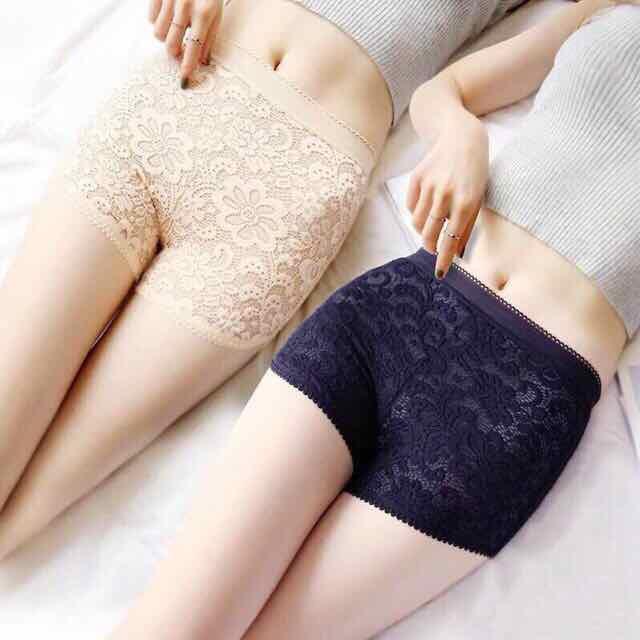 Quần mặc váy ren hoa cúc