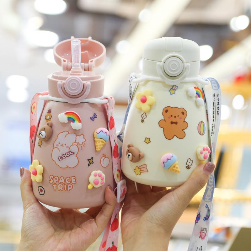 500Ml Hoạt Hình Dễ Thương Bình Giữ Nhiệt Bình Giữ Nhiệt Chân Không Thép Không Gỉ Ống Hút Sinh Viên Người Phụ Nữ Kid Cách Nhiệt Chai Có Dây Đeo Miếng Dán