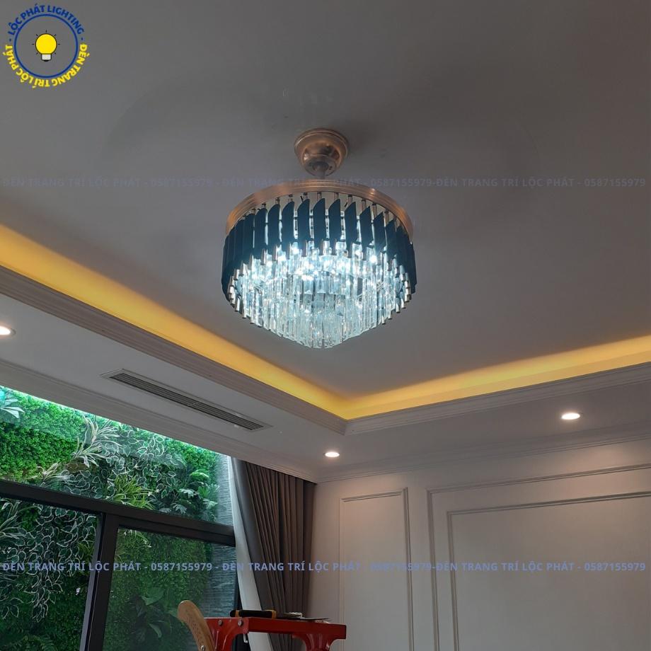 Quạt Trần Đèn Pha Lê Vàng Đen Cánh Cụp Cánh Xòe Trang Trí Phòng Khách