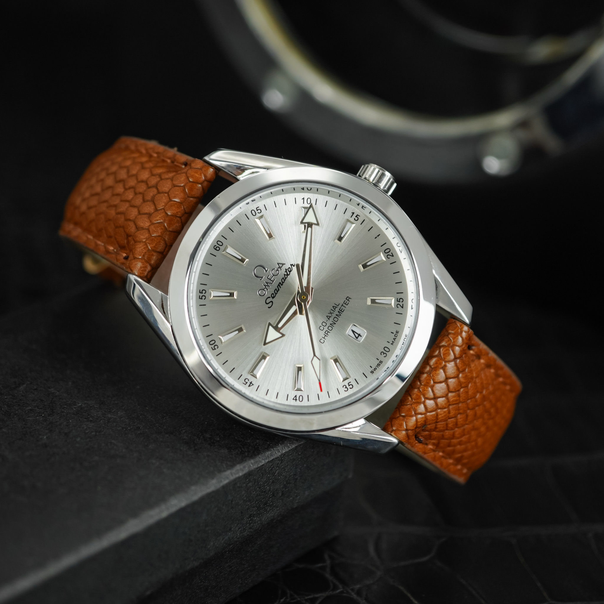 Đồng hồ đeo tay Omega B433 Máy PiN Hàng chính hãng