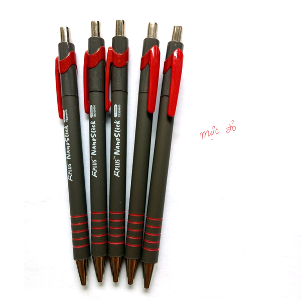 Combo 4 cây bút bi dầu TB306900 đen/đỏ/xanh