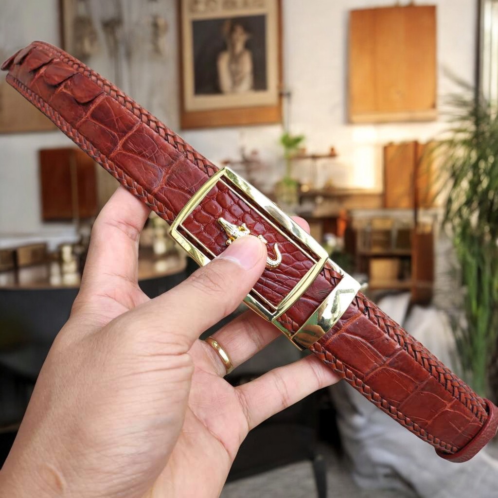 Nịt Da Cá Sấu Gai Liền Đan Viền Thủ Công N33ND2 (mặt vàng)