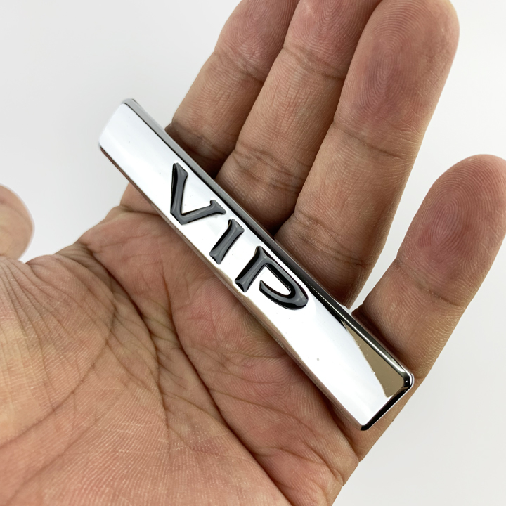 Tem kim loại chữ nổi VIP dán trang trí ô tô