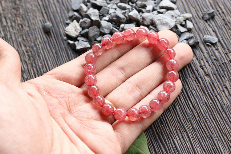 Thạch Anh Ưu Linh Dâu Đỏ Myanmar 9mm Ngọc Quý Gemstones VT131