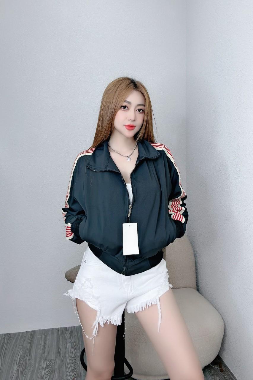 ÁO KHOÁC THUN 2 DA VIỀN SỌC TÚI TRONG TÚI NGOÀI KHÓA KÉO CỰC XỊN CỰC HOT