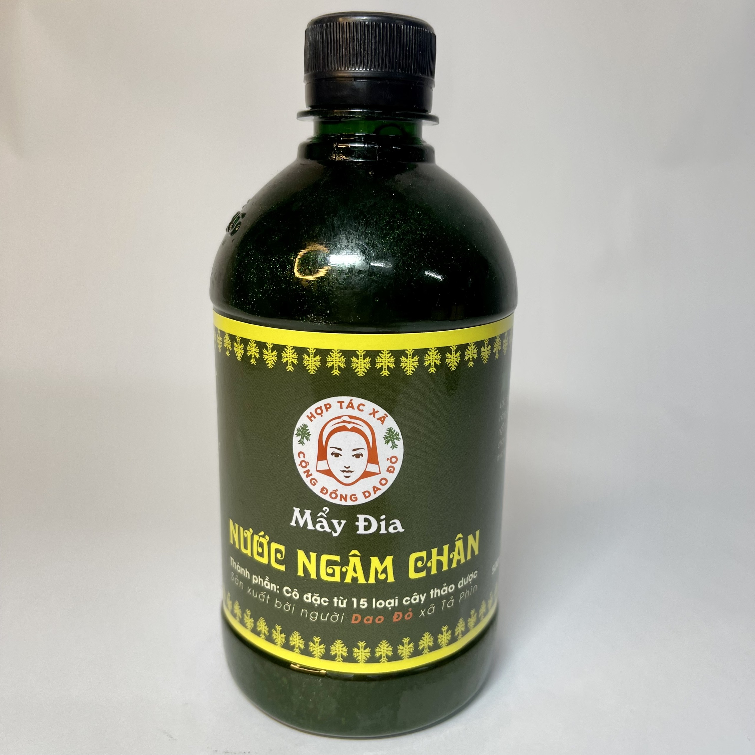 Nước ngâm chân Dao Đỏ