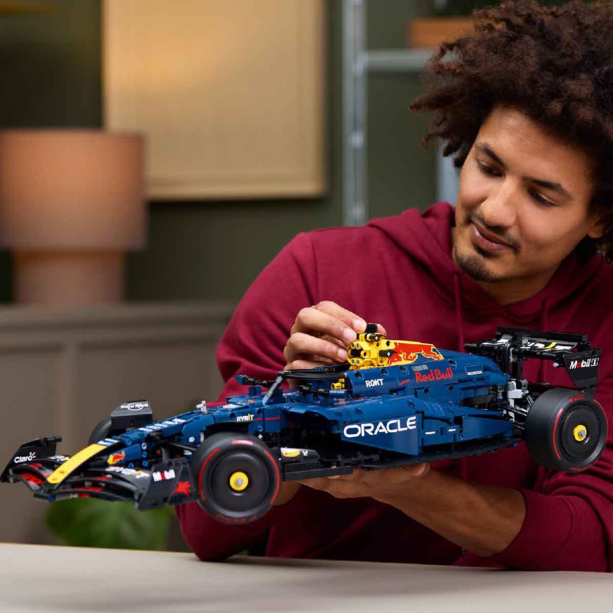 LEGO TECHNIC 42206 Đồ Chơi Lắp Ráp Siêu Xe Oracle Red Bull Racing RB20 (1639 chi tiết)