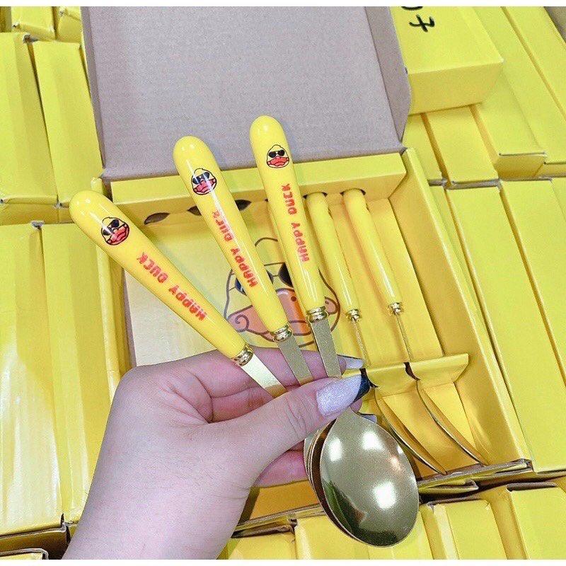 Hộp 6 muỗng inox hình vịt vàng dễ thương Duck, Thìa hình vịt vàng cán dài cho bé ăn dặm