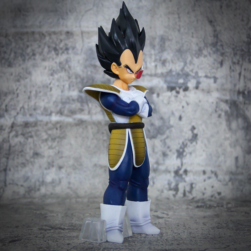 Mô hình Dragon Ball : Vegeta đeo kính