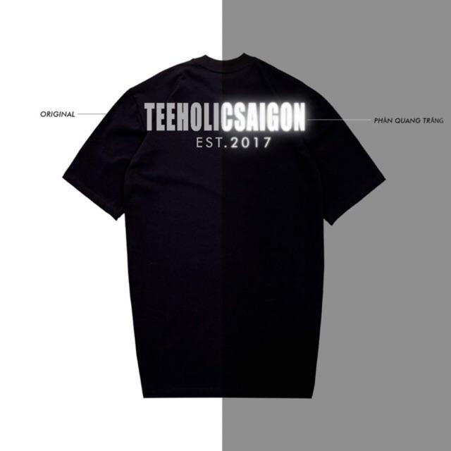 Áo Thun Unisex In Logo TeeHolic Sài Gòn - Màu đen trắng xanh neon tan tím