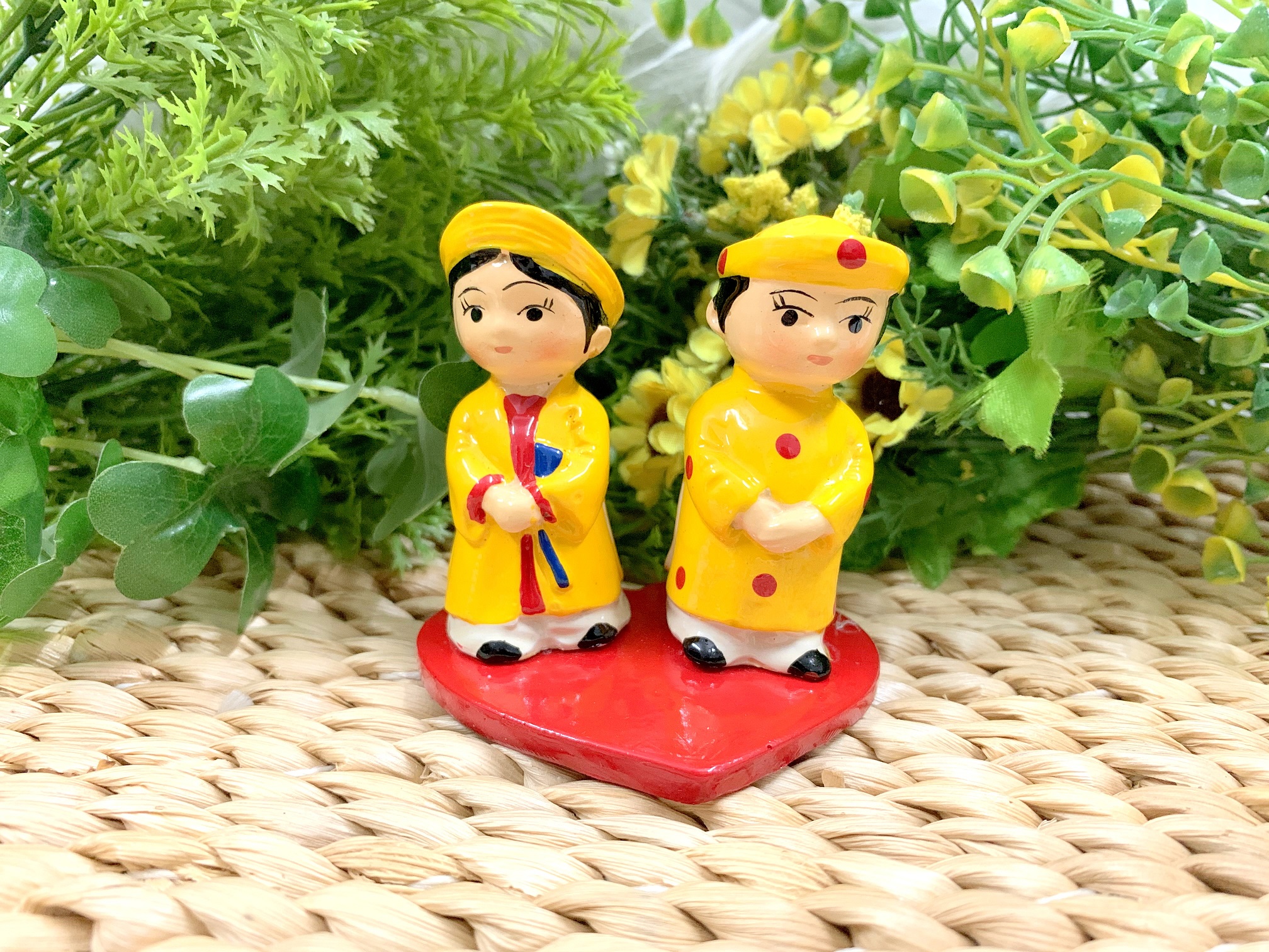 Tượng Cô Dâu Chú Rể Hạnh Phúc Trọn Vẹn