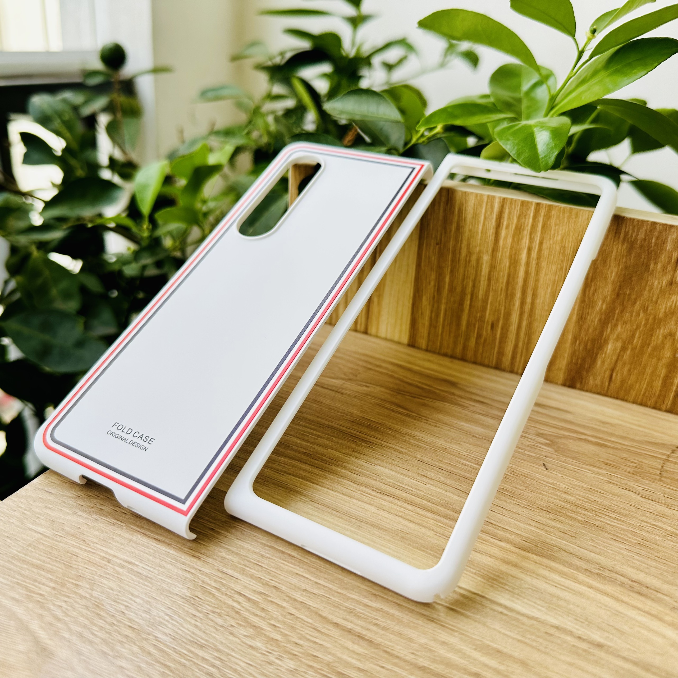 Ốp lưng dành cho Galaxy Z Fold 3 Likgus Premium - hàng chính hãng