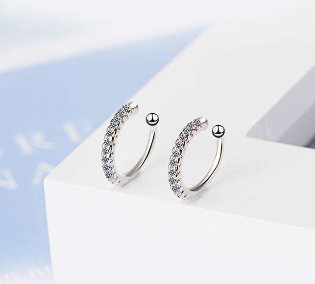 Bông tai kẹp vành vòng tròn nạm đá zircon BHBT275
