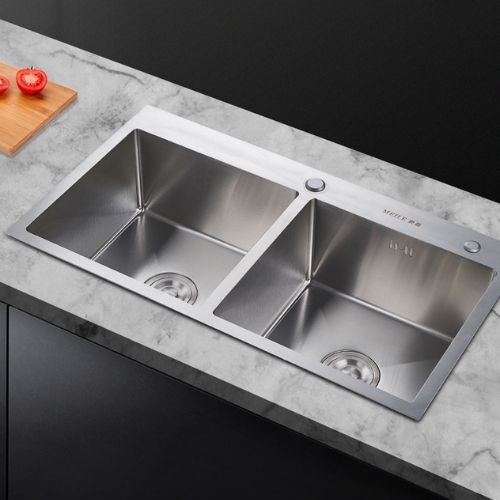 Combo Chậu Rửa Chén Bát Inox Hai Hố Cân SUS304- 8245, Vòi Rửa Bát Inox 304 Vuông Bóng, Bộ Xả Chậu, Xiphong Thoát Nước, Rá Inox Đa Năng