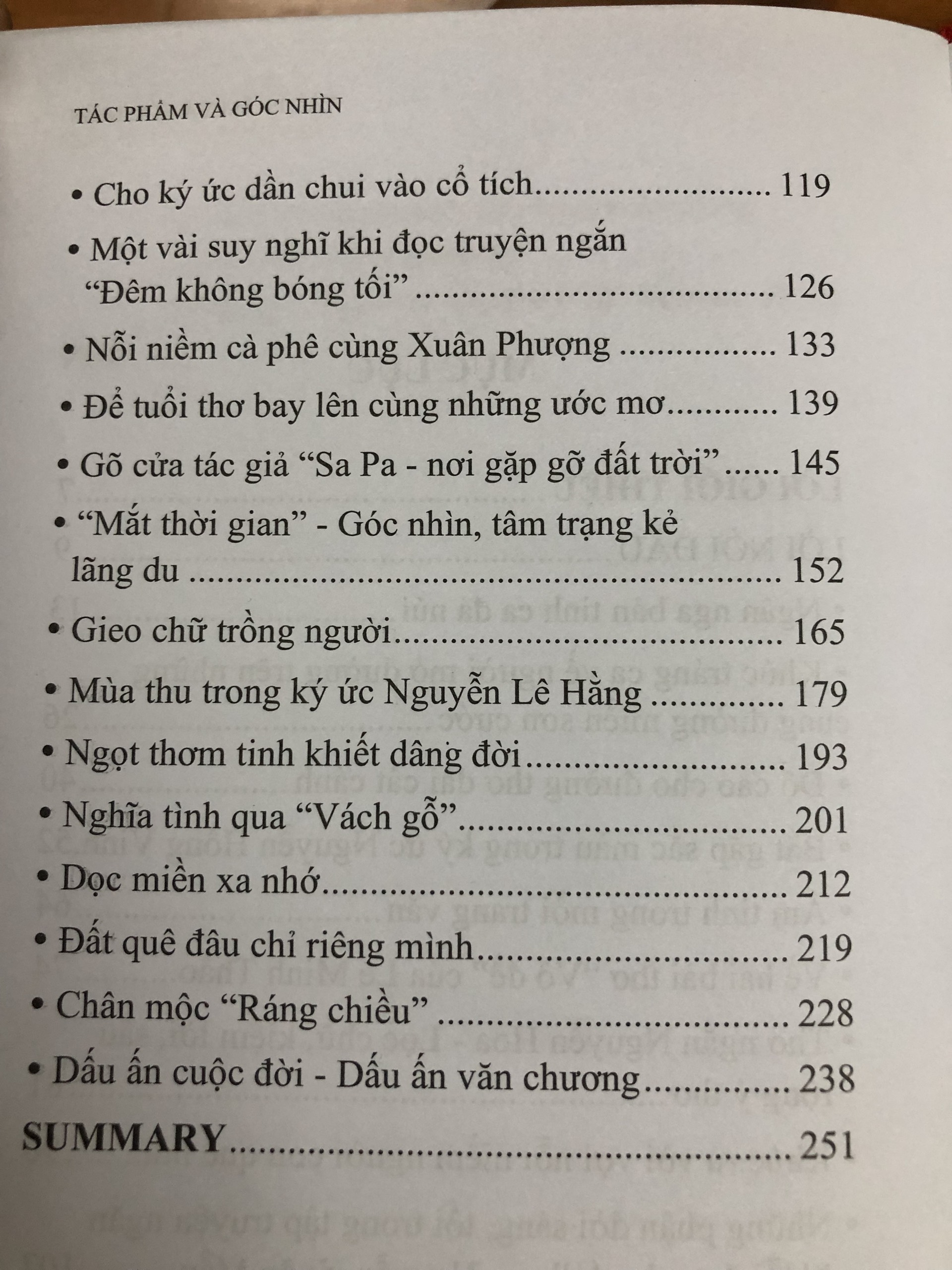 TÁC PHẨM VÀ GÓC NHÌN - NGUYỄN VĂN TÔNG (PHÊ BÌNH VĂN HỌC)