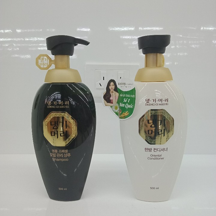 Bộ dầu gội, xả Daeng Gi Meo Ri Oriental Premium