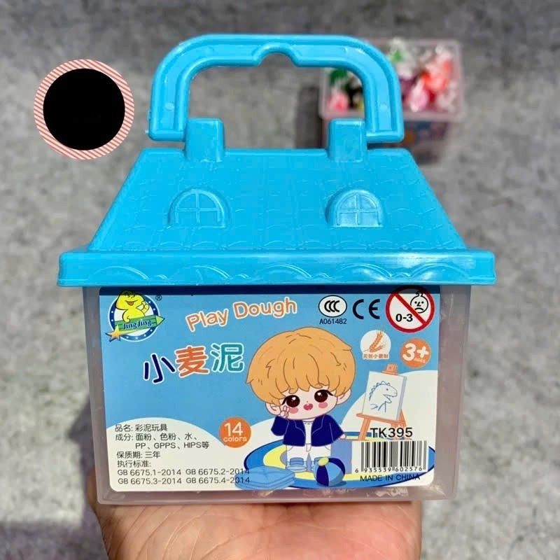 Đất Nặn Nhiều 14 Màu - Chất Liệu An Toàn - Có Khuôn Kèm - 14 - 01 Hộp Nhựa Có Quai Xách Giao Màu Ngẫu Nhiên - 7022