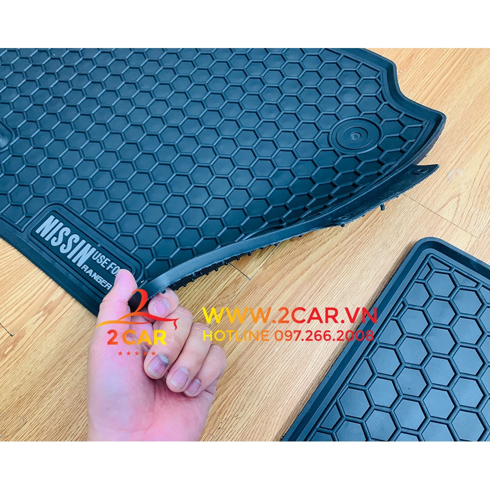 Thảm sàn, lót sàn xe Ford Ranger 2015-2021, Sàn cao su vân tổ ong cao cấp - mẫu Nissin chữ Trắng