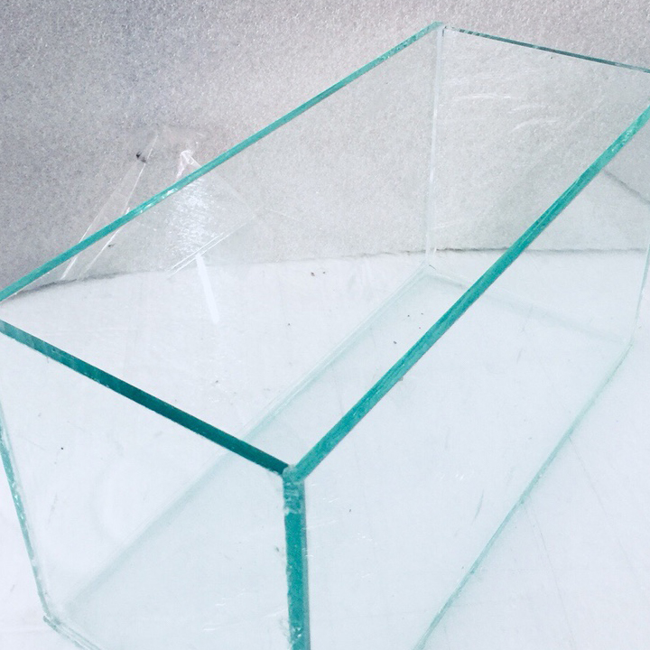 Bể cá mini để bàn 30x13x15cm