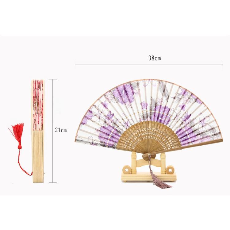 Quạt giấy vải lụa cổ trang gấp gọn cầm tay nan tre in họa tiết - chất liệu cao cấp