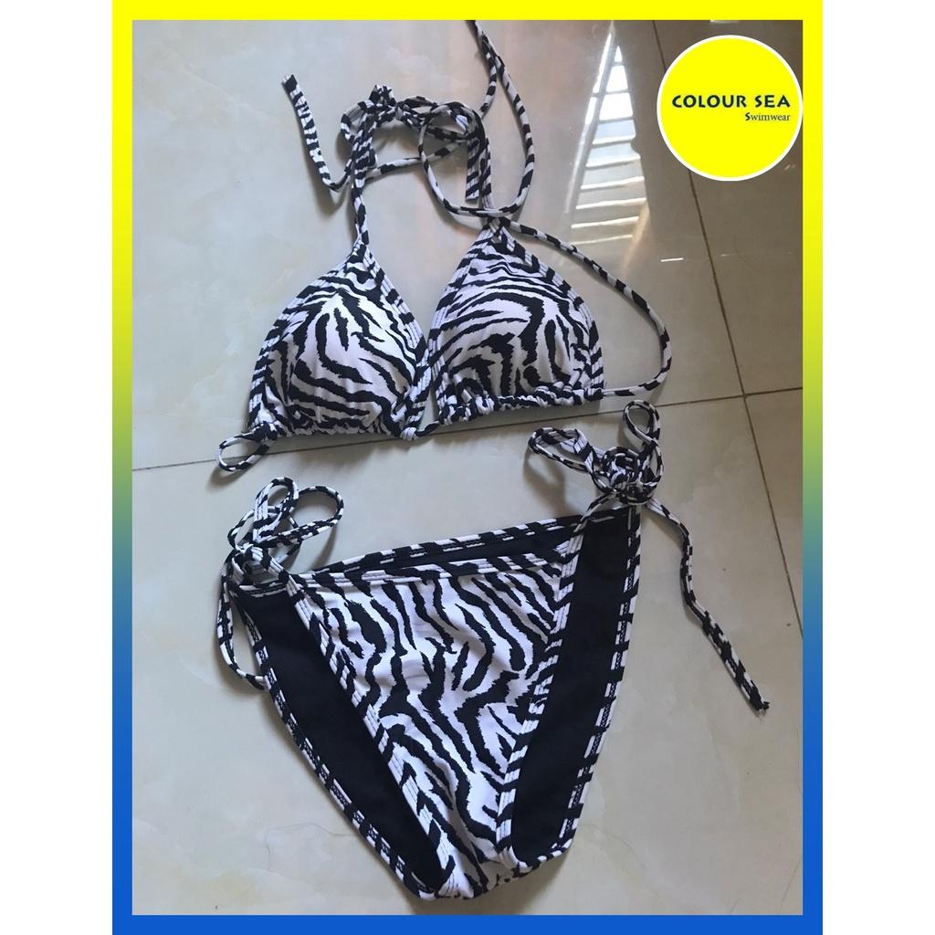 Bikini 2 mảnh tam giác họa tiết sọc ngựa vằn