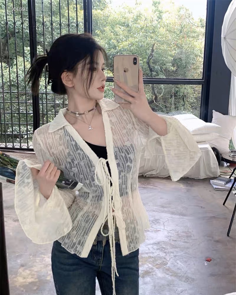 ÁO LƯỚI KIỂU CỔ SƠ MI BUỘC DÂY ÔM BODY TAY DÀI LOE + ÁO CROPTOP BRA THUN DÂY ĐEN CƠ BẢN ĐI TIỆC ĐI CHƠI DẠO PHỐ ĐI BIỂN