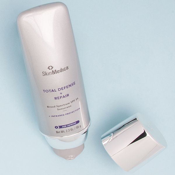 Kem Chống Nắng Không Màu Skinmedica Total Defense + Repair Broad Spectrum SPF 34