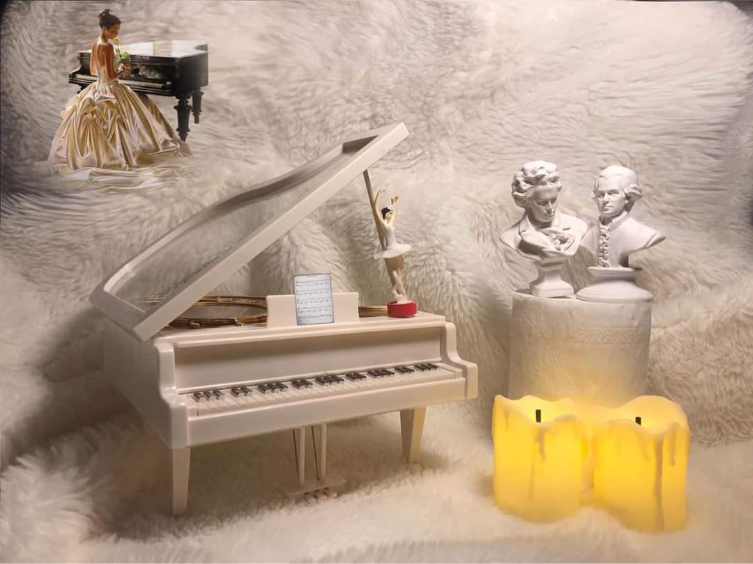 Hộp nhạc Piano Siêu Dễ Thương