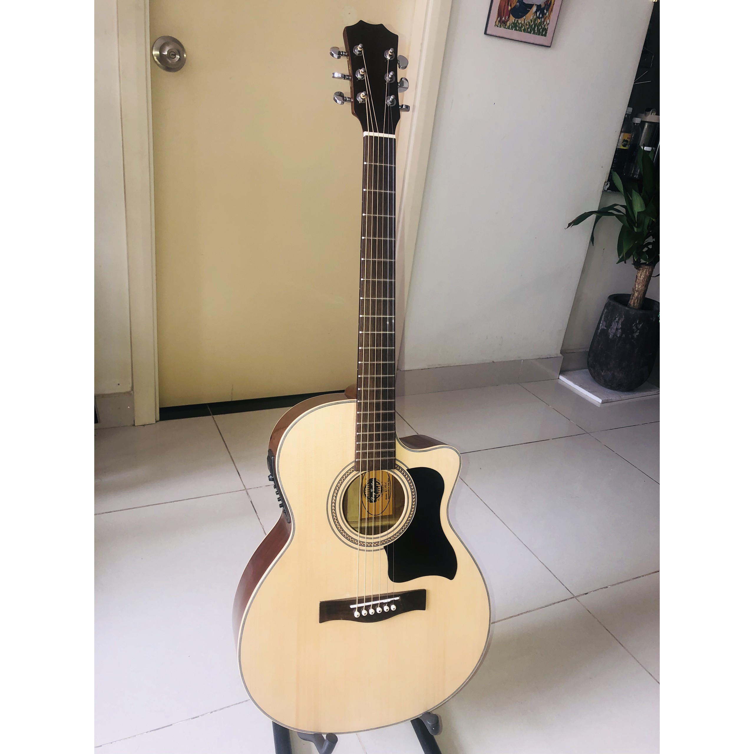 Đàn guitar acoustic DJ150X có EQ âm thanh chất lượng tốt gỗ full solid chọn lọc