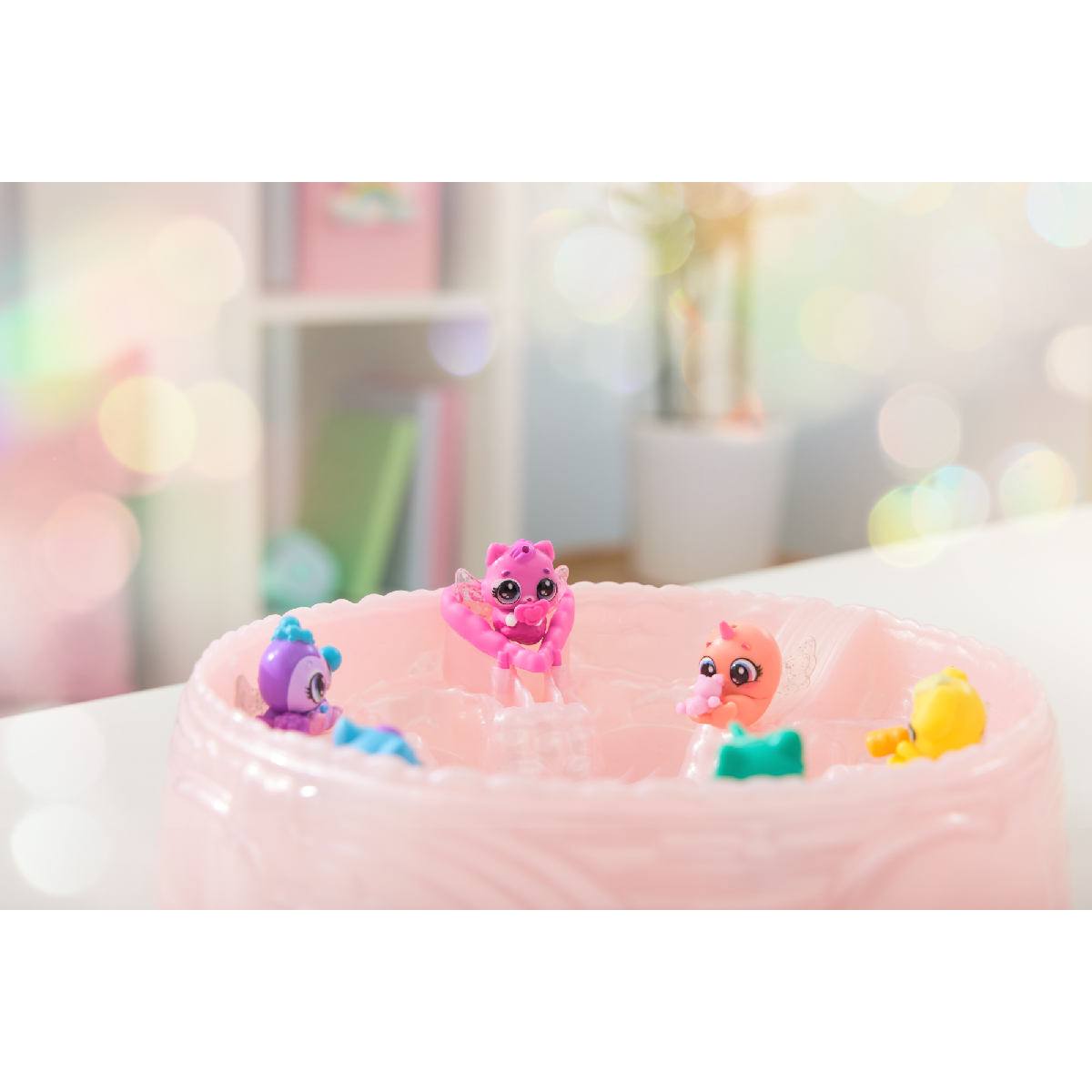 Đồ Chơi Khu Ấp Trứng Cầu Vồng HATCHIMALS 6070168