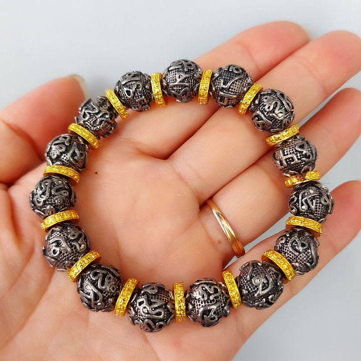 Chuỗi hạt đeo tay khắc chú nổi mix bánh xe chữ Vạn mạ 18k cao cấp M2