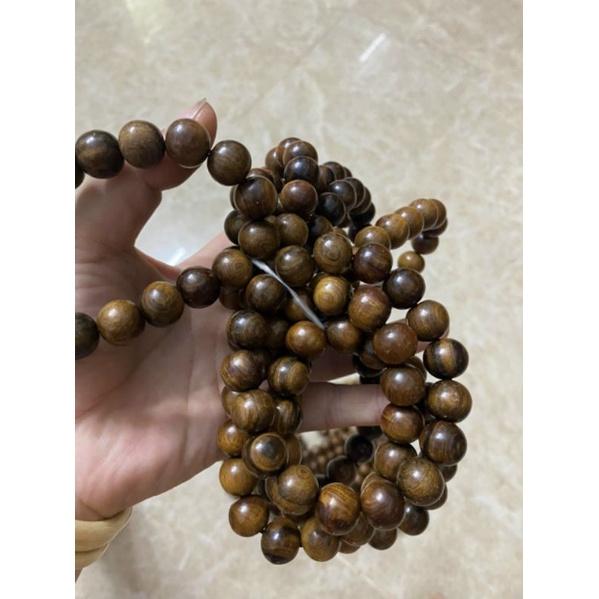 Vòng lắc tay nam loại 12 ly hạt chìm và nổi gỗ thơm bach - xanh màu tự nhiên