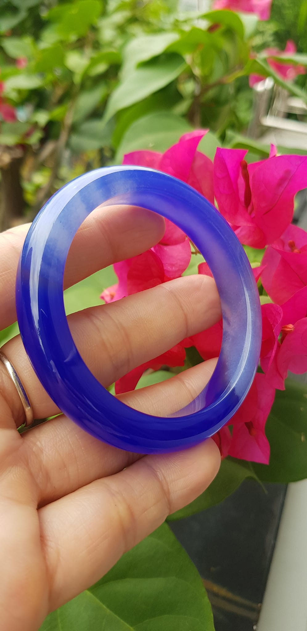 Vòng tay Nữ  Bản Hẹ Đá Mã Não Xanh Dương Đậm nhạt 1 bên đều đẹp Vòng tay Ni 52mm x Cao 11mm x dầy 8mm Nữ mệnh Thủy mệnh môch 50kg - 54kg đeo ạ