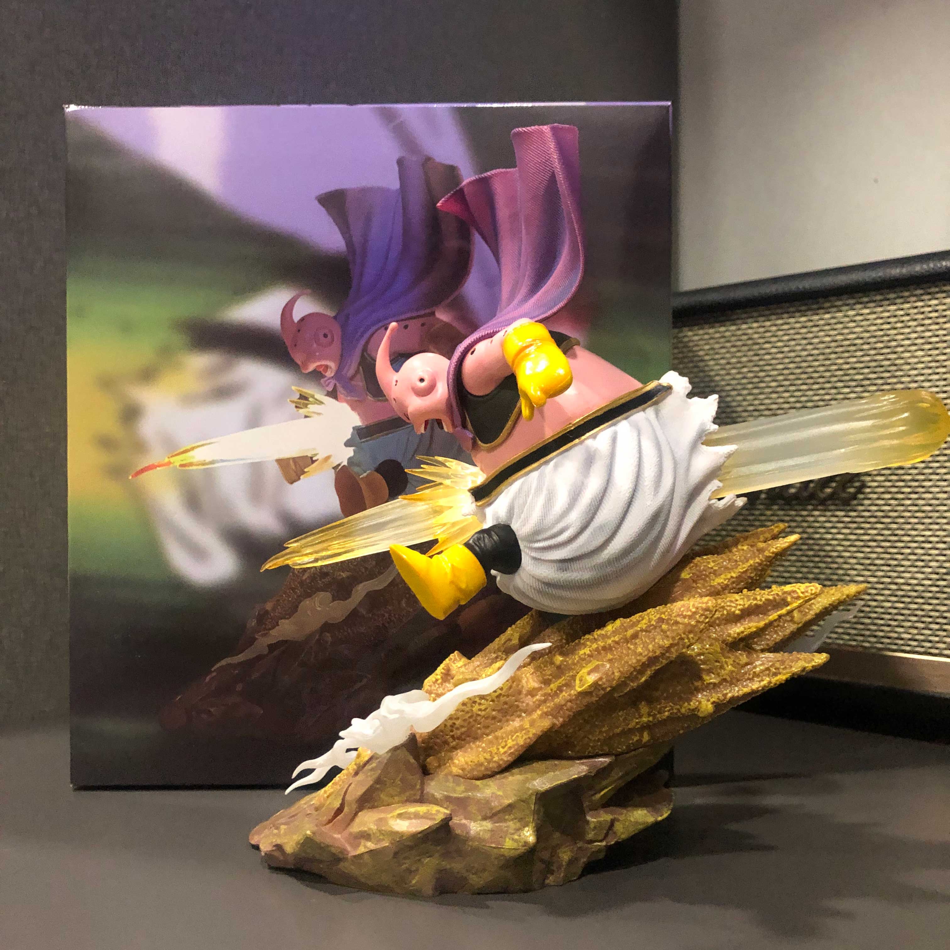 Mô hình Majin Buu  trọng thương có LED 21 cm - Dragon Ball