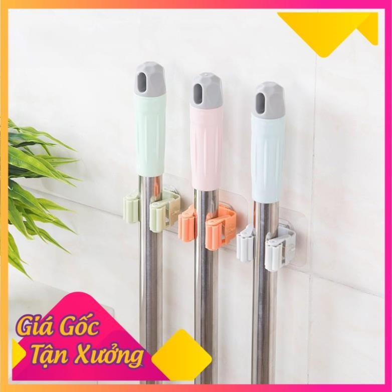 Dụng Cụ Kẹp Đồ Vật Treo Tường Nhiều Màu Kèm Miếng Dán Trong Suốt TP'S