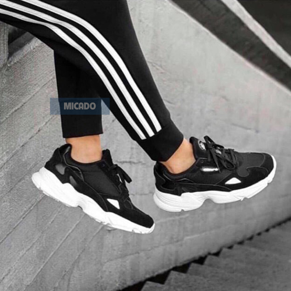 Hình ảnh Quần dài thể thao nam Jogger 3 sọc ống bo trẻ trung năng động Micado