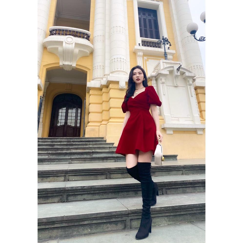 Đầm xoè giao ngực, tay bồng chất liệu nhung
