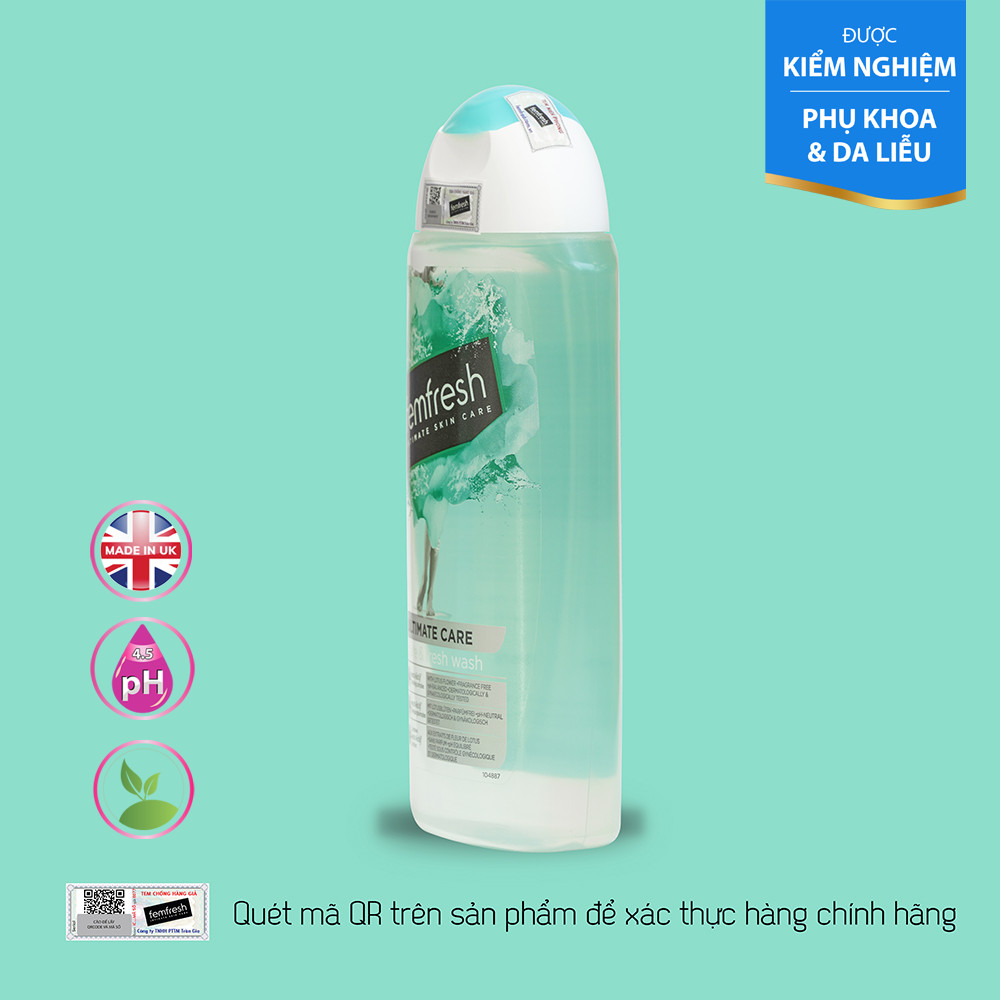 Dung dịch vệ sinh phụ nữ cao cấp cho da nhạy cảm Femfresh Pure &amp; Fresh Wash 250ml, làm sạch khuẩn, tạo cảm giác tươi mát