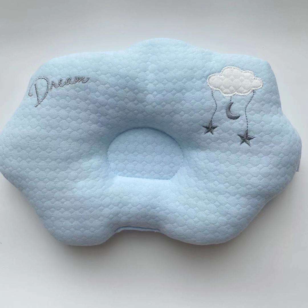 Gối bông Bonny mềm chống méo đầu, bẹp đầu, nghẹo cổ, còm lưng cho bé, gối cho trẻ sơ sinh