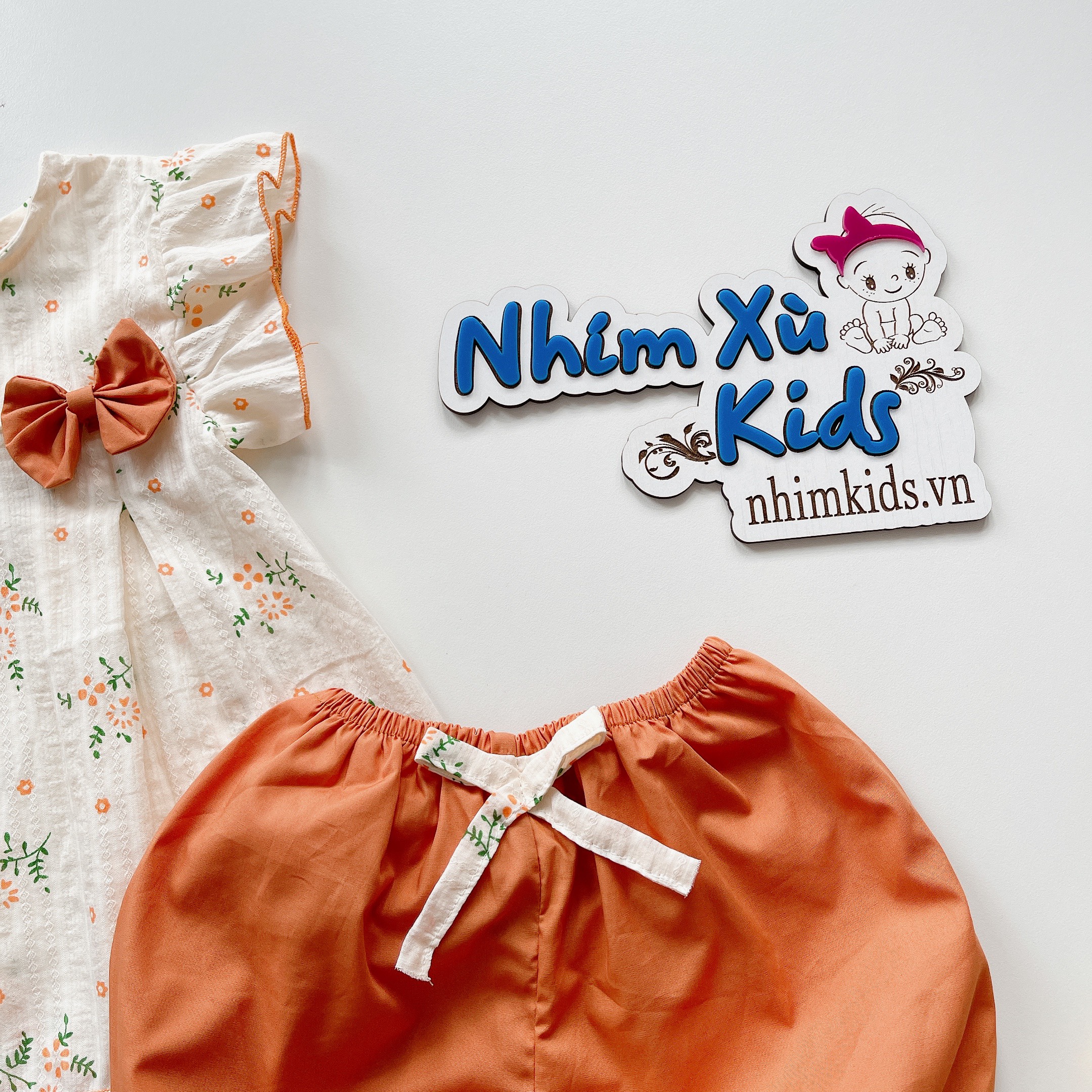 [3-12kg] Body váy hoa cam NHÍM XÙ KIDS, bodysuit bé gái sơ sinh, 6 tháng, 1 tuổi, 2 tuổi B055