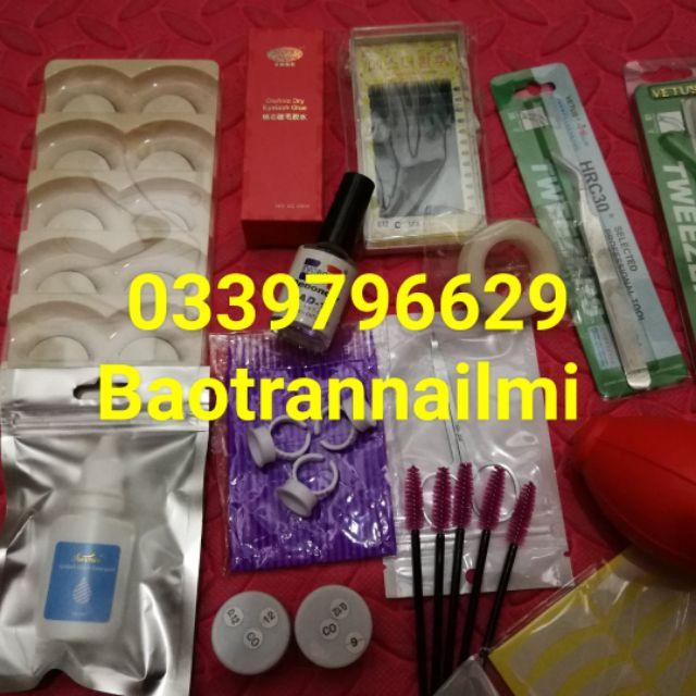 Sét đồ học và làm nối mi