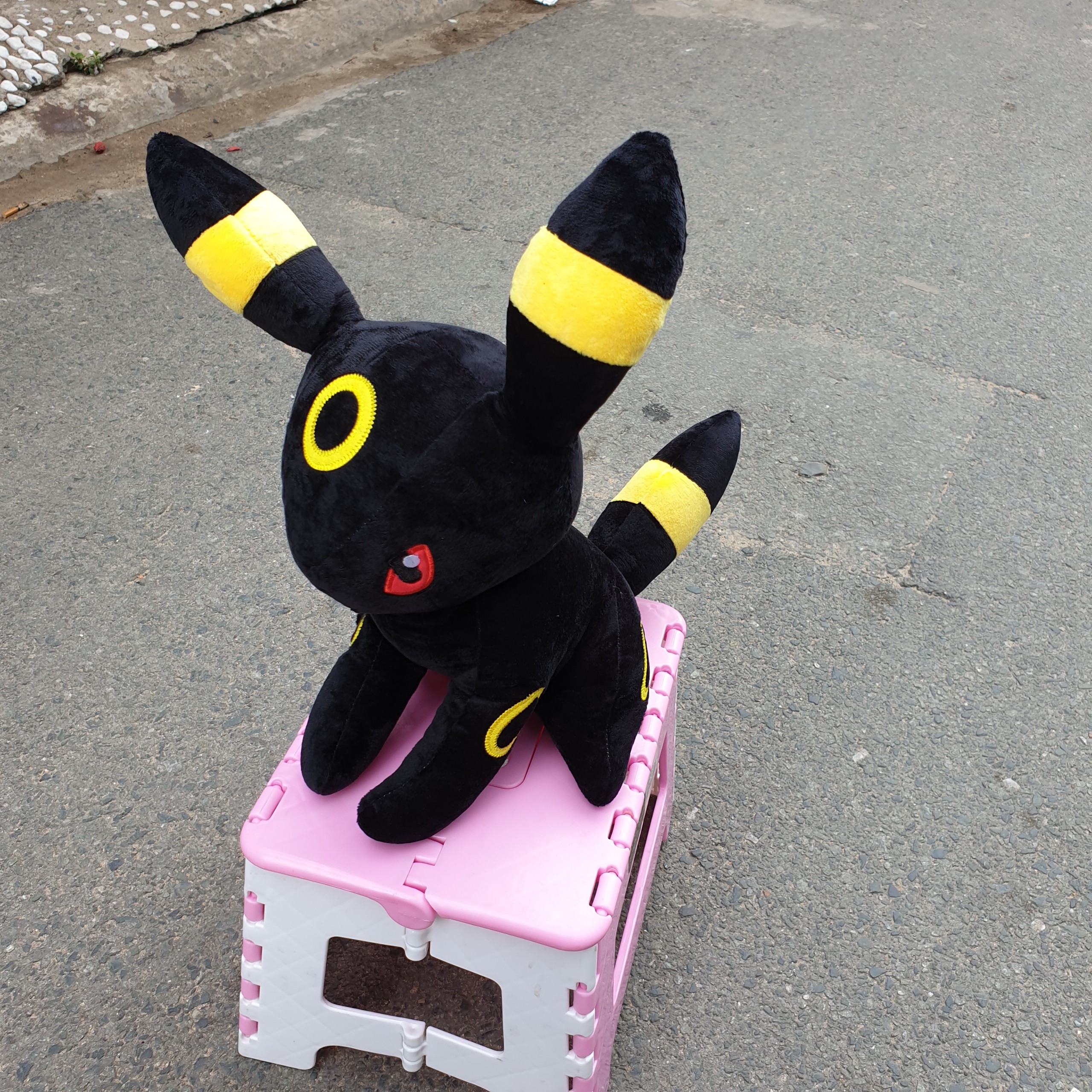 Thú nhồi bông Evee Umbreon size 35cm