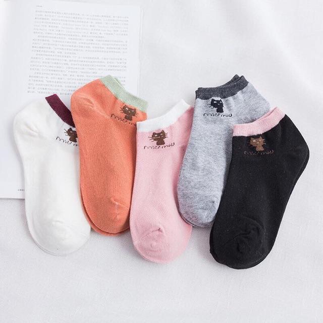 HỘP 5 ĐÔI TẤT MIU MIU CỔ NGẮN