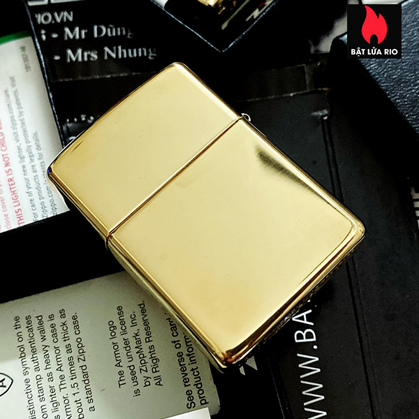 Bật Lửa Zippo 49303 – Zippo Heart And Sword Armor High Polish Brass